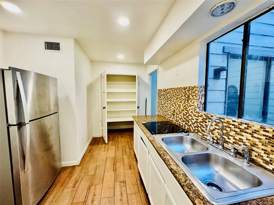 2003 Place Rebecca Lane #10, Houston, TX 77090 - #3