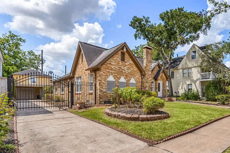 2141 Colquitt Street, Houston, TX 77098 - #3