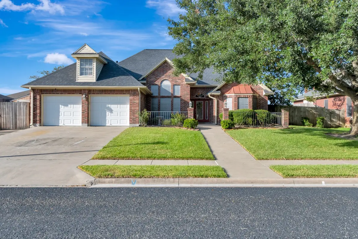 206 Summerwind Drive, Victoria, TX 77904 - #1