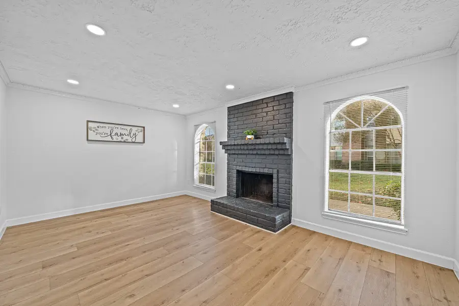 8726 Wilcrest Drive #8726, Houston, TX 77099 - Image #2