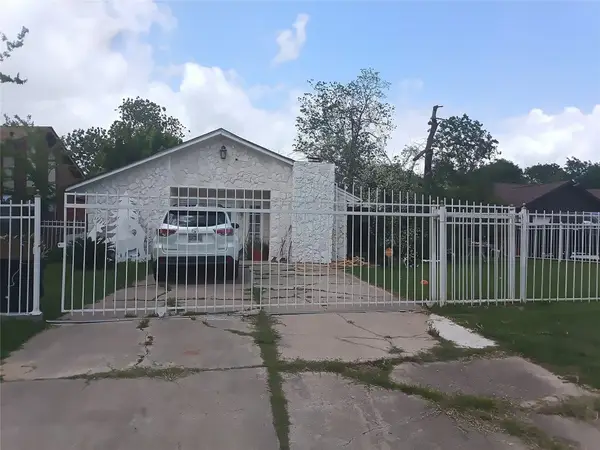 17211 Woodburn Drive Drive, Houston, TX 77049