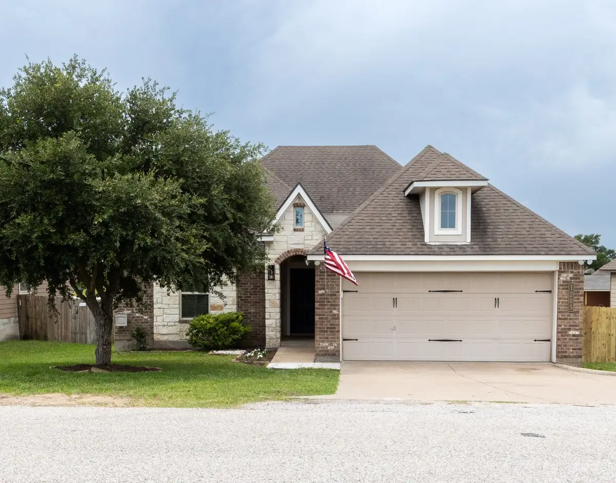 1205 Burleson Street, Brenham, TX 77833 - #1
