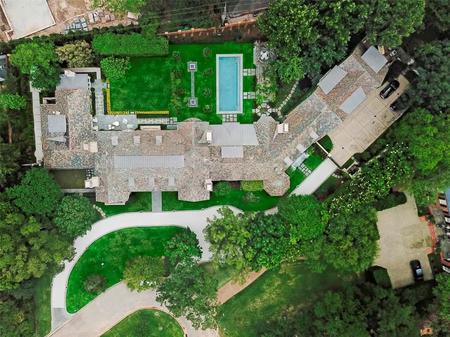 3 Briarwood Court, Houston, TX 77019 - Image #2