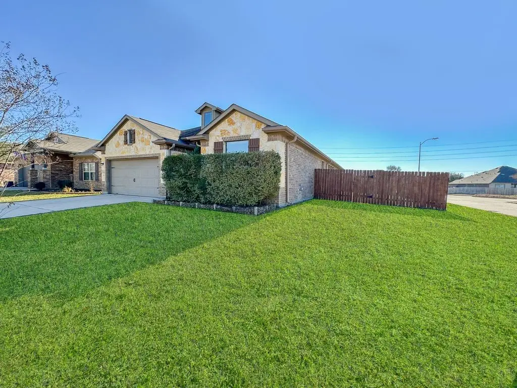 332 Country Crossing Circle, Magnolia, TX 77354 - #1