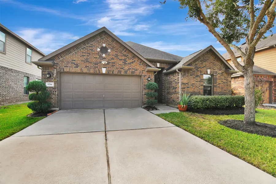 9706 Lockhart Reach Lane, Humble, TX 77396 - Image #2