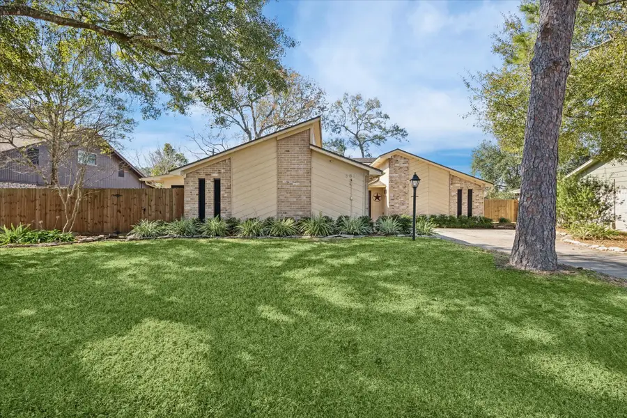 3830 Hansen Drive, Dickinson, TX 77539 - Image #2