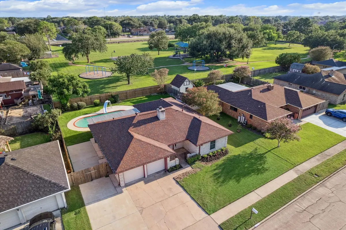 3313 Park Dale Drive, Deer Park, TX 77536 - Image #1