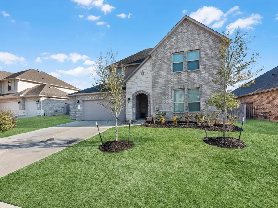 20156 Bushwick Falls Drive, Montgomery, TX 77316 - Image #2