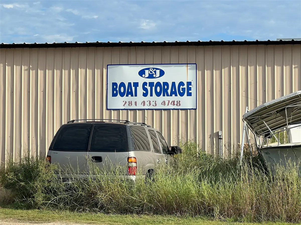 3320 E Highway 332, Freeport, TX 77541 - #1