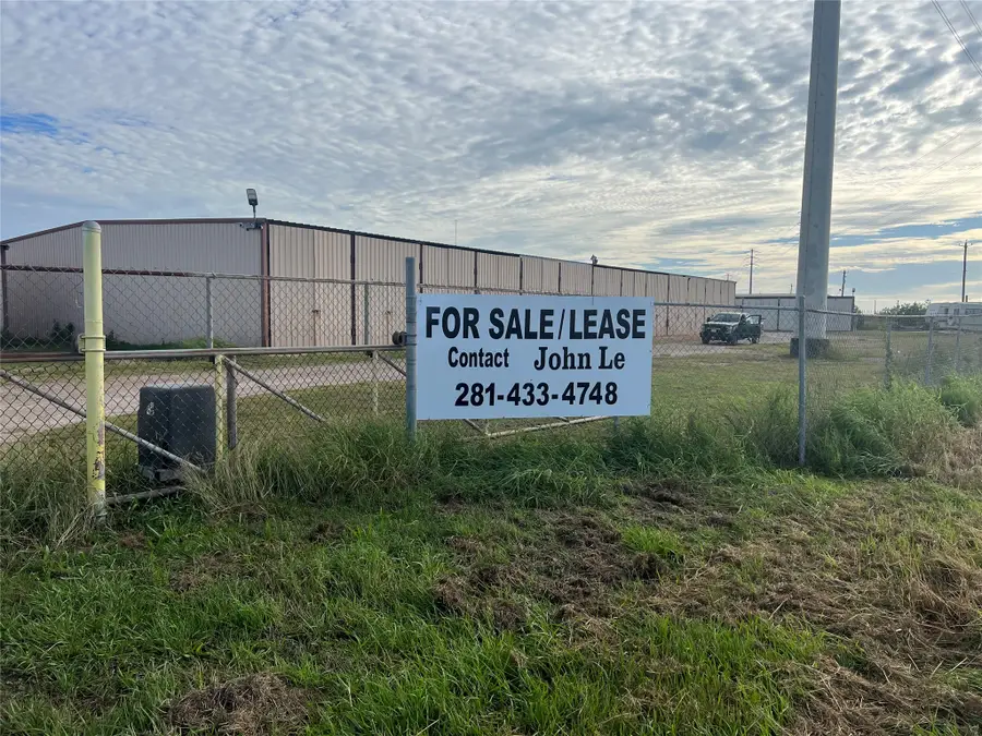 3320 E Highway 332, Freeport, TX 77541 - #3