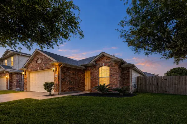 7039 Primrose Road, Baytown, TX 77521