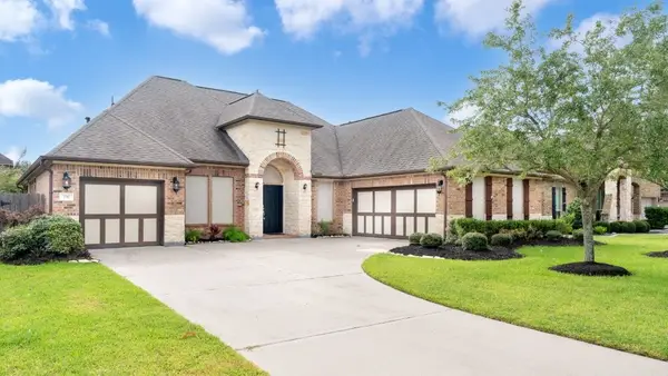 737 Cumberland Ridge Lane, League City, TX 77573