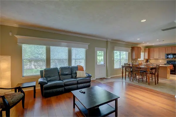 174 Spindle Tree Circle, The Woodlands, TX 77382