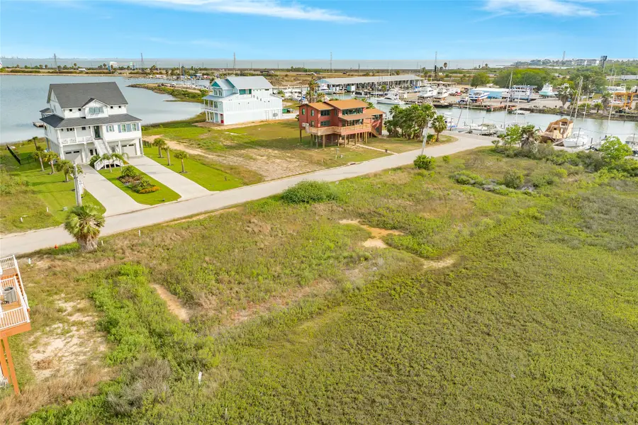 9115 W Bay Road, Galveston, TX 77554 - #2
