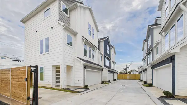 2426 Freeman Street, Houston, TX 77009