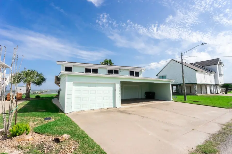 1417 8th Street, Dickinson, TX 77539 - #2