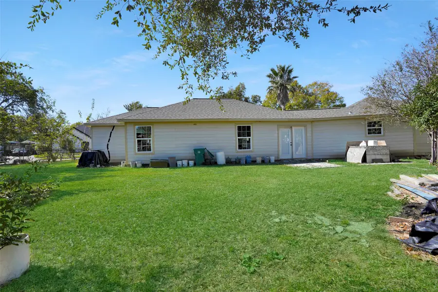 908 Palmetto Drive, Pasadena, TX 77506 - Image #2