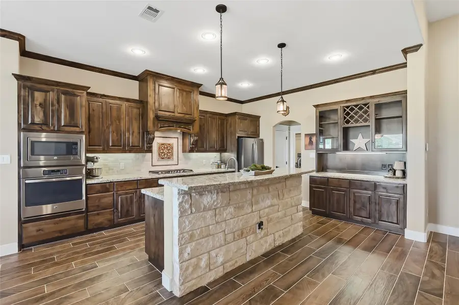 7588 Los Lobos Drive, Bryan, TX 77808 - #3