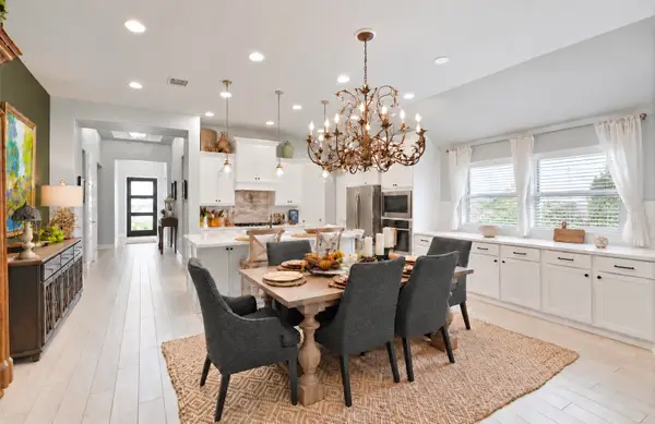 325 Sky Top Drive, Montgomery, TX 77316