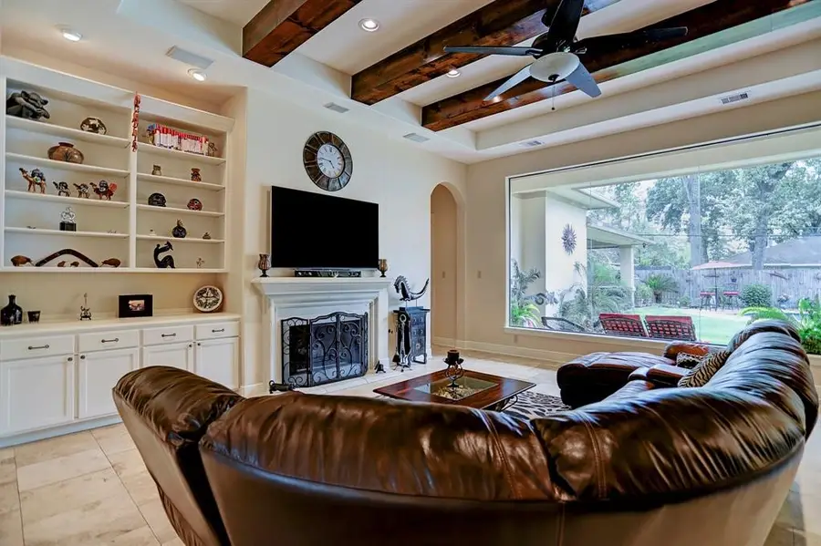 1611 Lynnview Drive, Houston, TX 77055 - Image #3