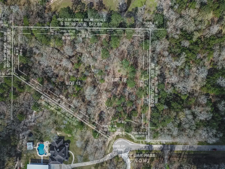 11805 & 11809 White Oak Pass, Conroe, TX 77385 - Image #2