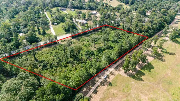 17171 E Fm 1097 Road, Willis, TX 77378