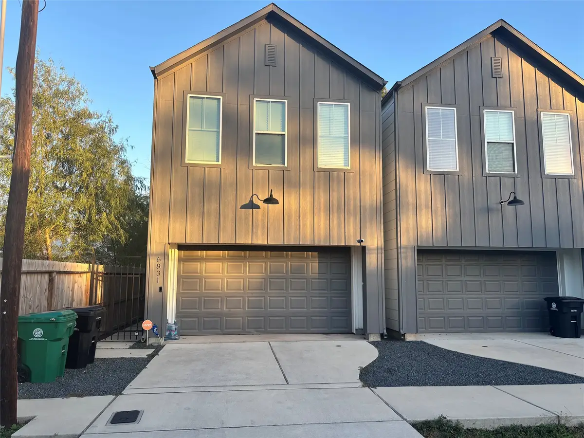 6831 Paris Street, Houston, TX 77021 - #1