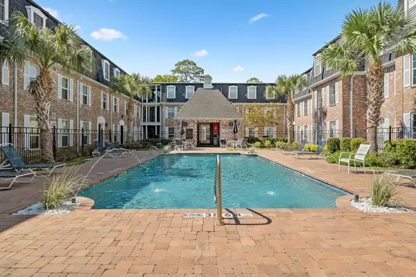 355 N Post Oak Lane #742, Houston, TX 77024