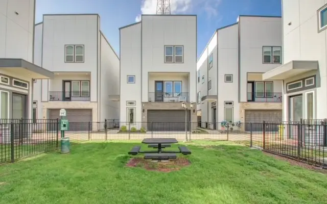 8411 Hempstead Road #G, Houston, TX 77008 - #2