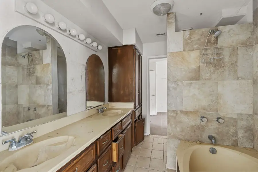 2326 12th Avenue N, Texas City, TX 77590 - #3