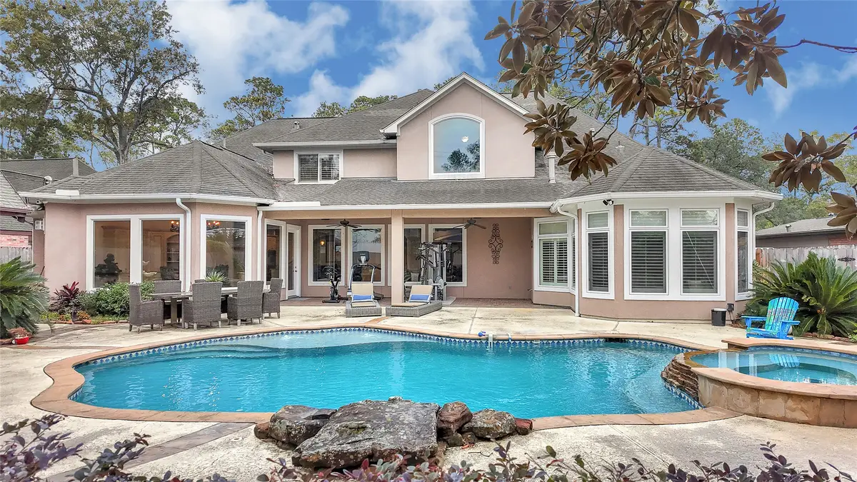 12527 Old Oaks Dr, Houston, TX 77024 - Image #1