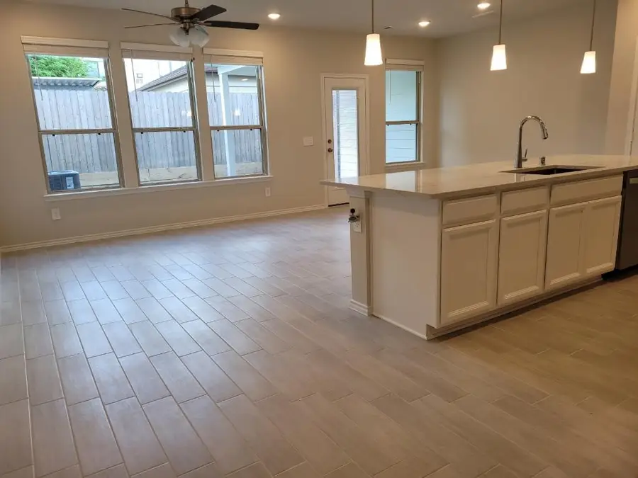 10323 Harmon Smith Drive, Houston, TX 77025 - Image #3