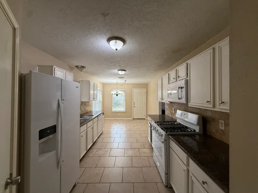 2623 Foxden Drive, Pearland, TX 77584 - Image #3