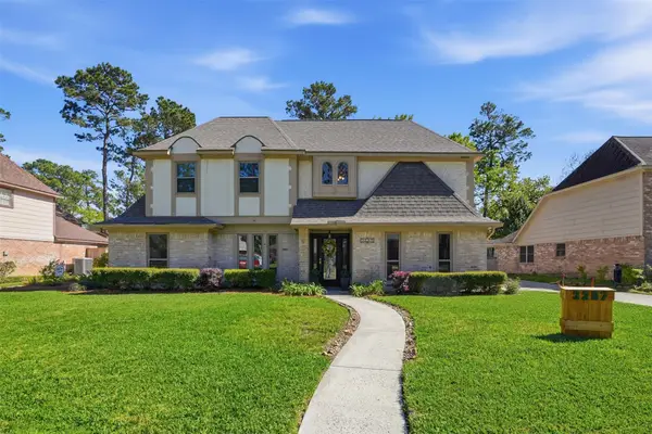 3207 Candleknoll Drive, Spring, TX 77388