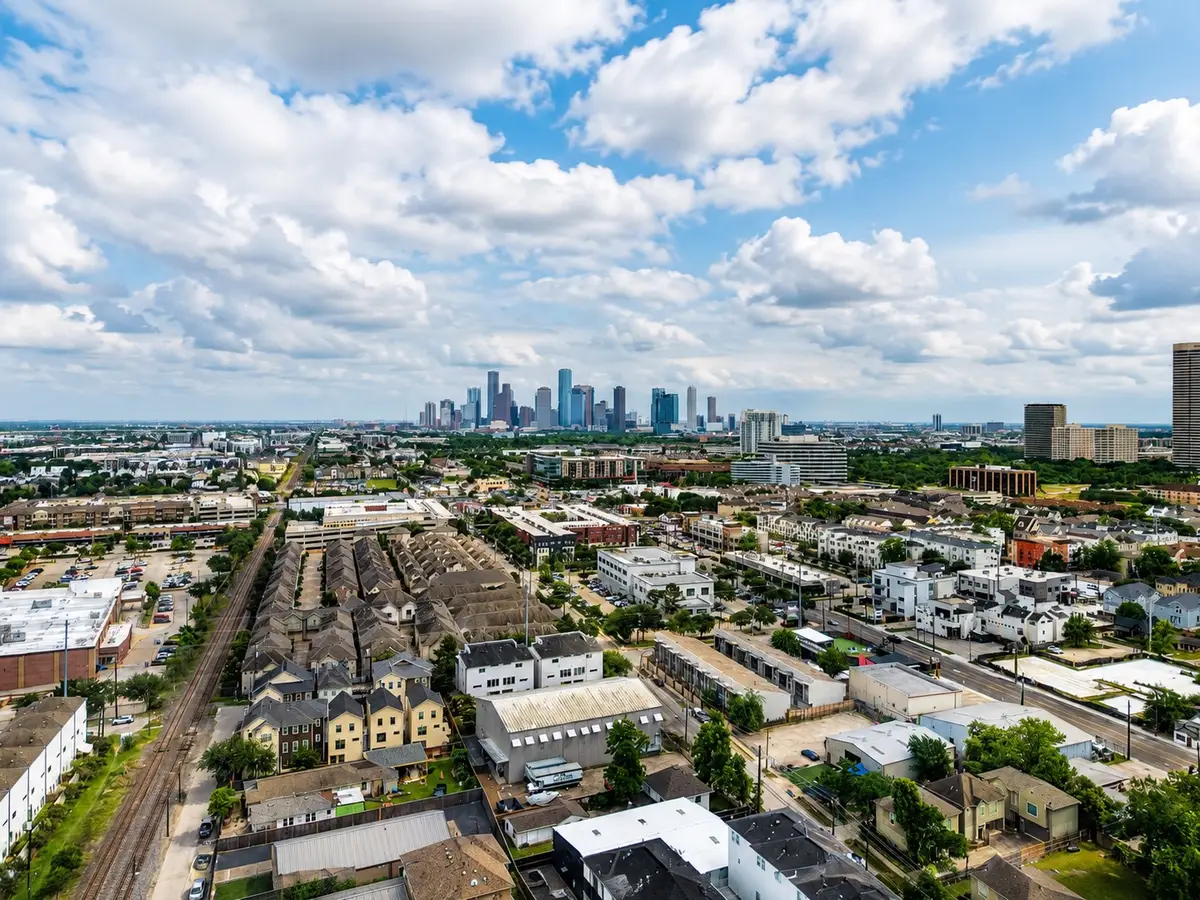 4309 Allen Street, Houston, TX 77007 - #1