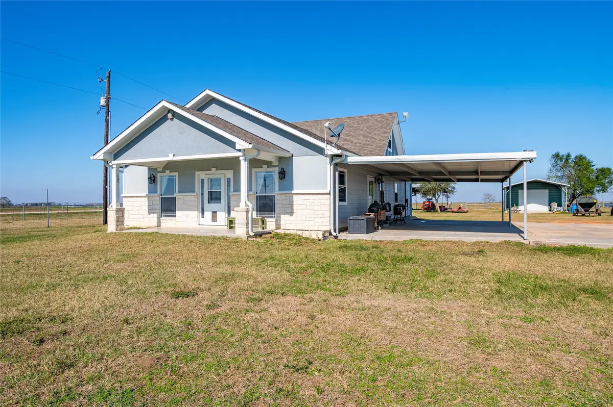 11301 S Fm 441 Road, Louise, TX 77455 - Image #1