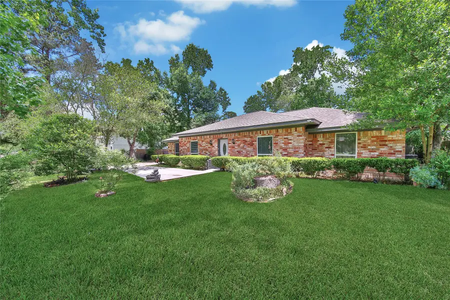 2668 S Woodloch Street, Woodloch, TX 77385 - #2