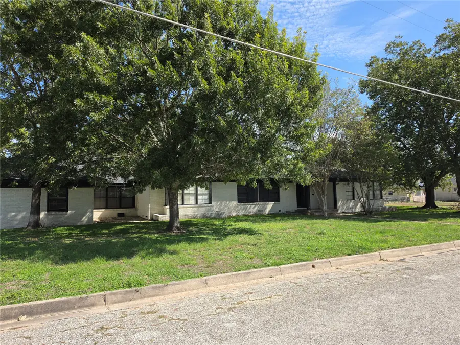 414 Mcnair Street, Navasota, TX 77868 - #2