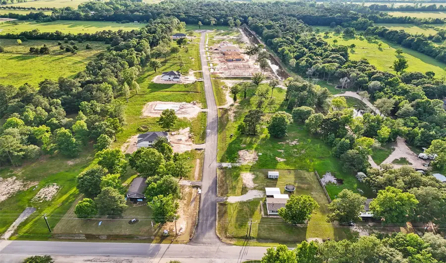 1070 Tarkington Timbers Drive, Cleveland, TX 77327 - #2