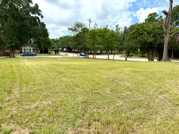 9746 Cedardale Drive, Houston, TX 77055