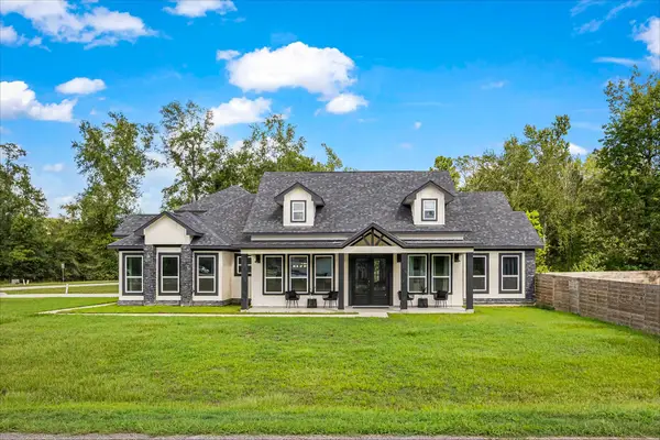 690 Road 6609, Dayton, TX 77535