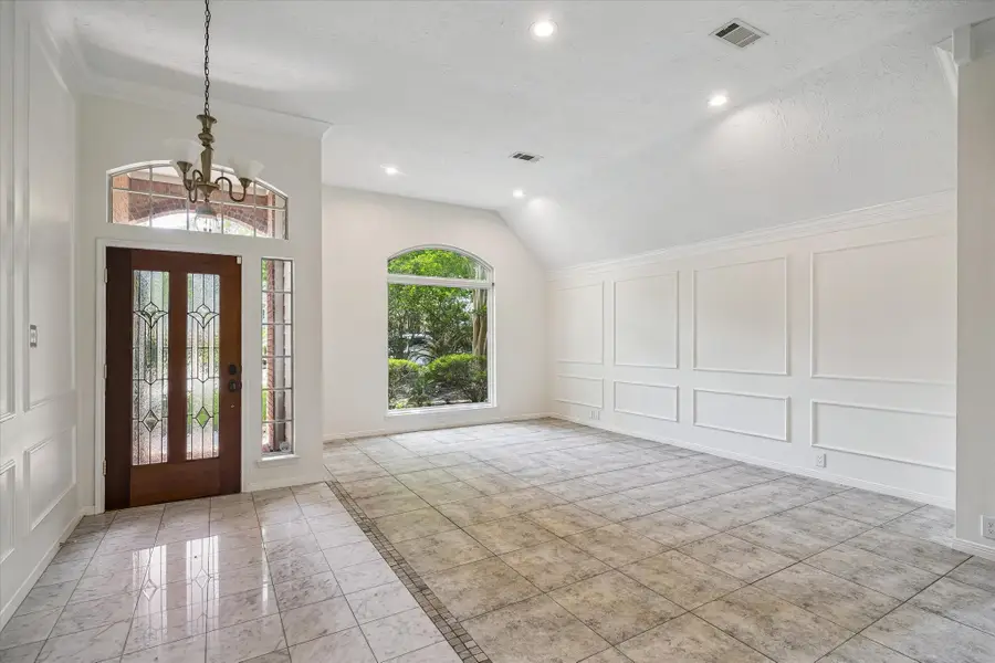 30 Skyland Place, The Woodlands, TX 77381 - #2