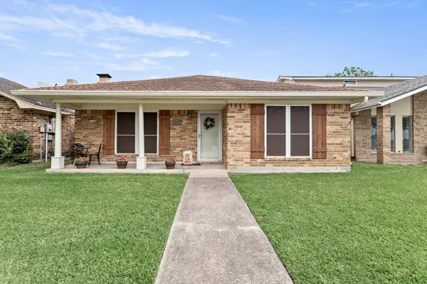 8249 Heartfield Ln, Beaumont, TX 77706