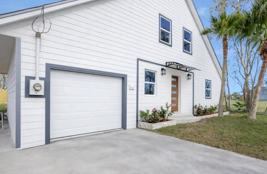 2410 E Bayshore Drive, Dickinson, TX 77539 - #3