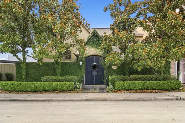 4057 Breakwood Drive, Houston, TX 77025