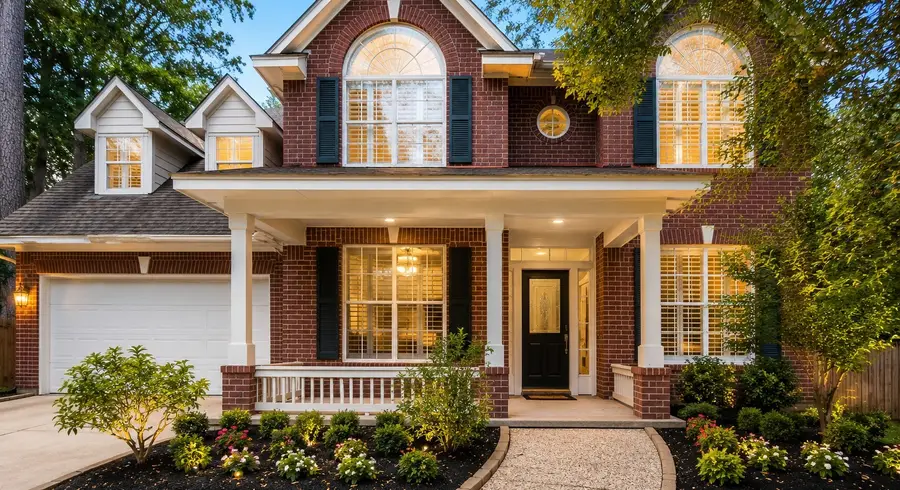 11 Alden Glen Court, The Woodlands, TX 77382 - #2