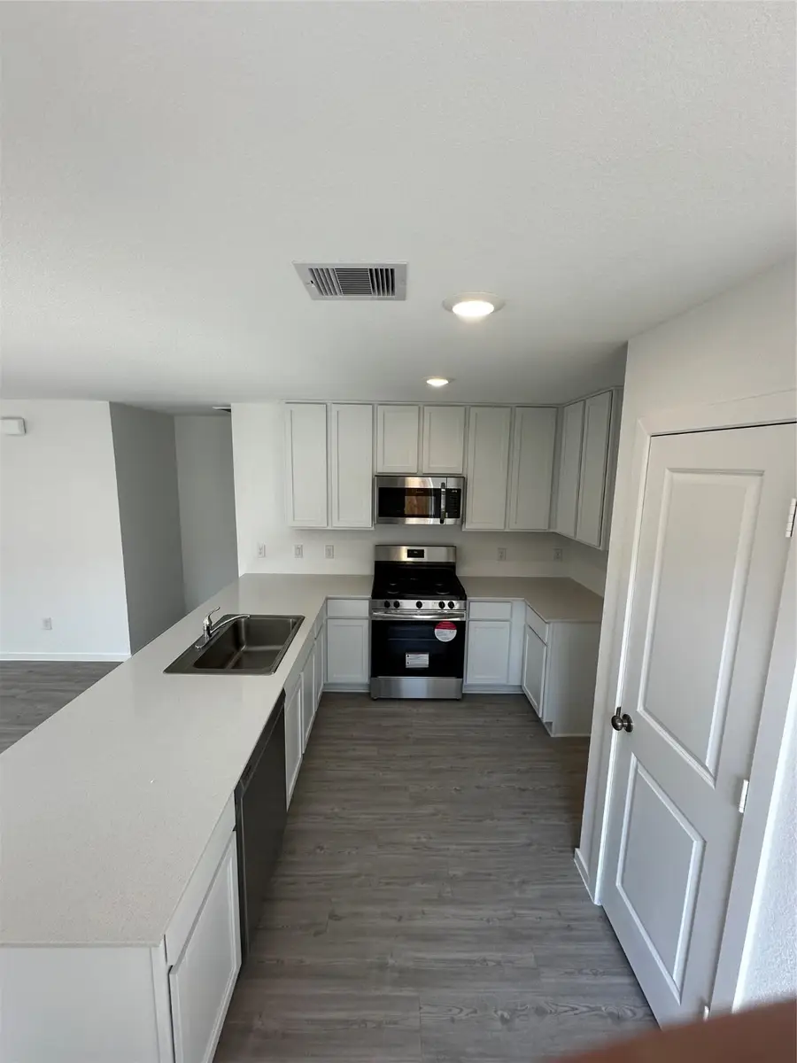 15207 Abella Drive, Montgomery, TX 77316 - Image #3