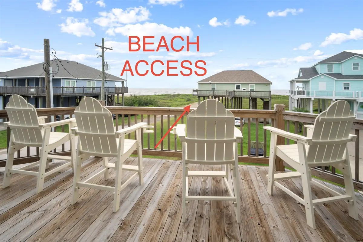 804 1/2 W Johnson Crawford Circle, Port Bolivar, TX 77650 - #1