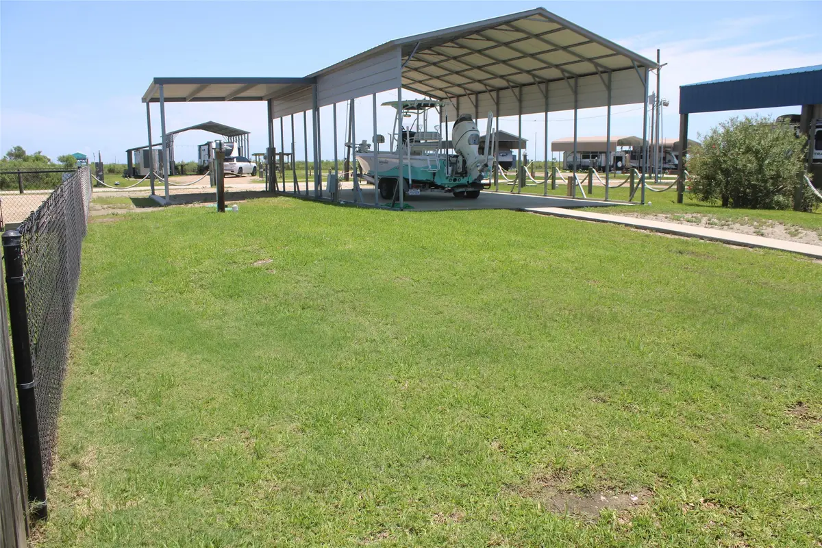 1247 Mabry, Gilchrist, TX 77617 - #1
