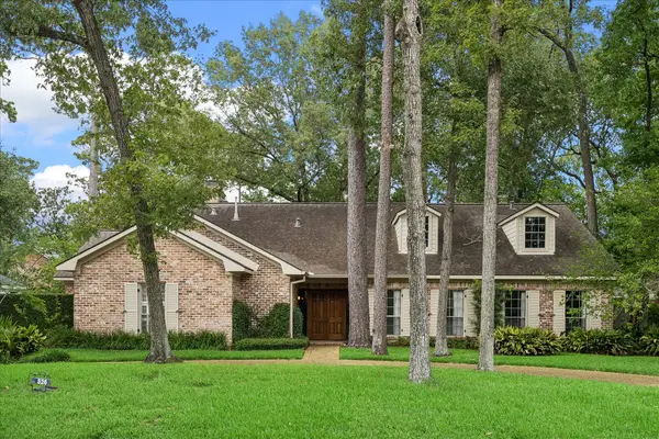 526 Westminster Drive, Houston, TX 77024